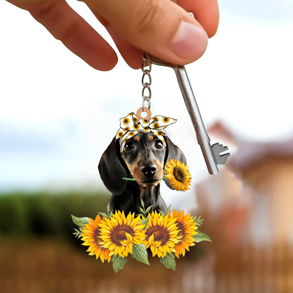 Dachshund-Dog Mom Keychain